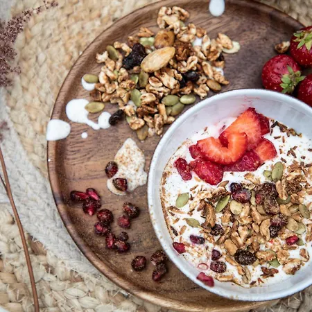 Retreathouse * Lith